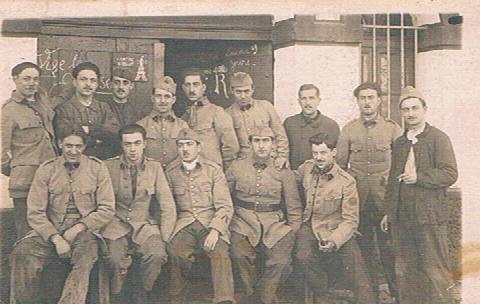 Militaires à identifier 1922 Issy-les-Moulineaux